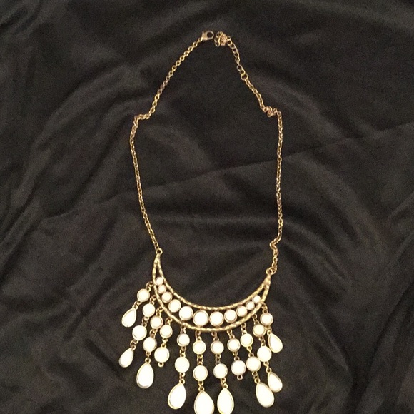 Gold Tone Necklace With White Stones - Picture 3 of 6